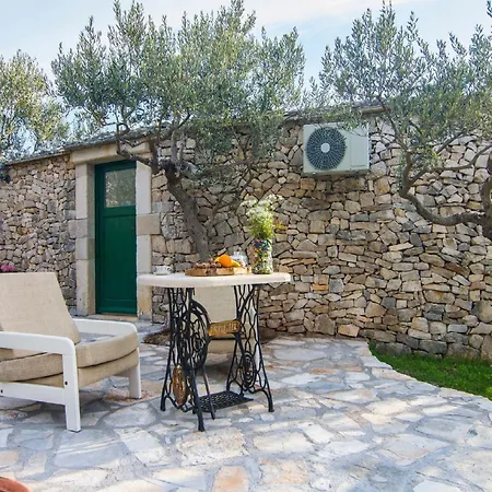 Roza - One Bedroom With Swimming Pool Βίλα *