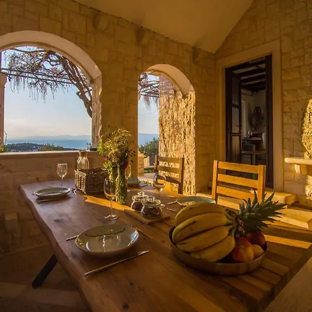 Βίλα Roza - One Bedroom With Swimming Pool *