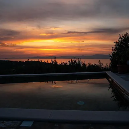 Βίλα Roza - One Bedroom With Swimming Pool *